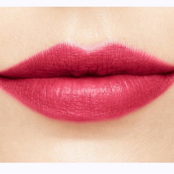 Mary Kay Gel Semi-Matte Lipstick Powerful Pink - Picture 2 of 6